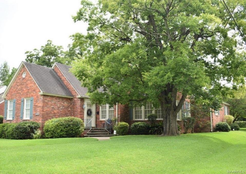 3104 S Hull St Cottage in Pristine Condition Sandra Nickel, REALTORS